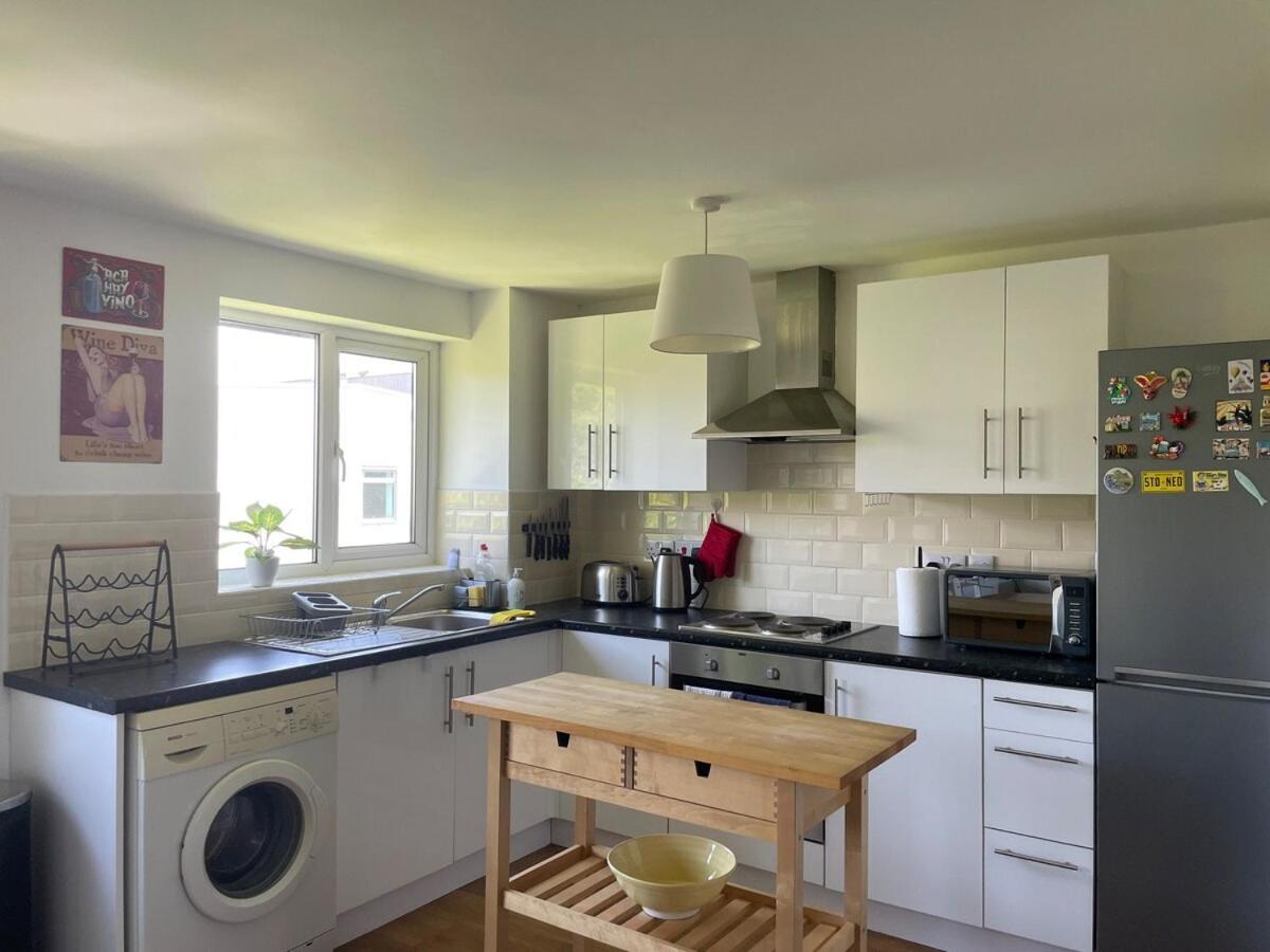 Lovely 1 Bedroom Flat *