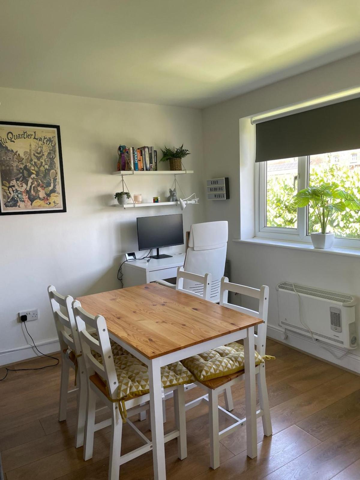 Lovely 1 Bedroom Flat *
